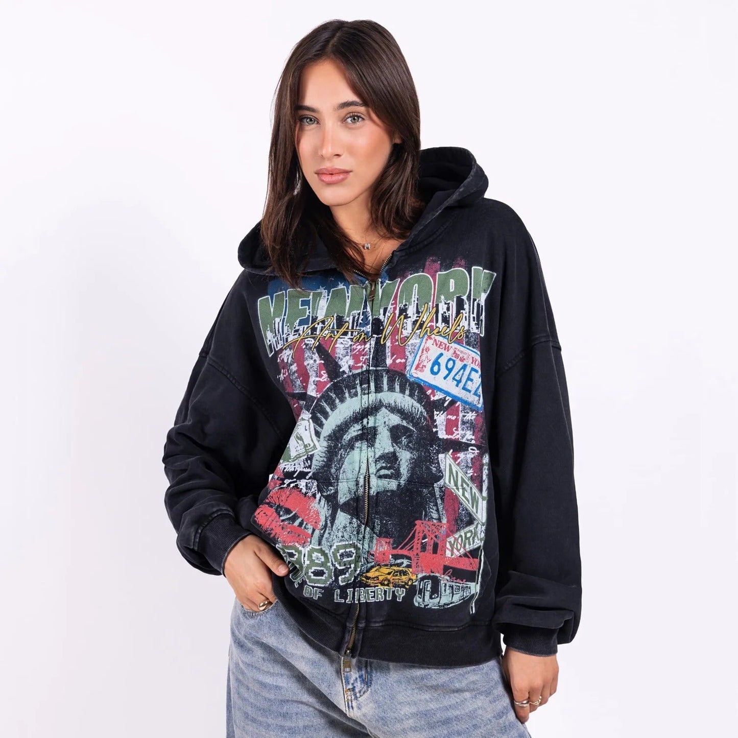 https://cdn.shopify.com/s/files/1/0848/4067/7410/files/imgi_6_mockup-2025-11-24T140748.187.jpg?v=1768379579